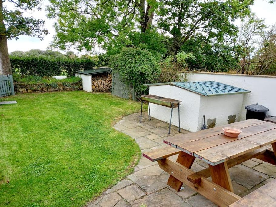 Rhos Y Bel Cottage Angelsey Llangadwaladr  Eksteriør billede